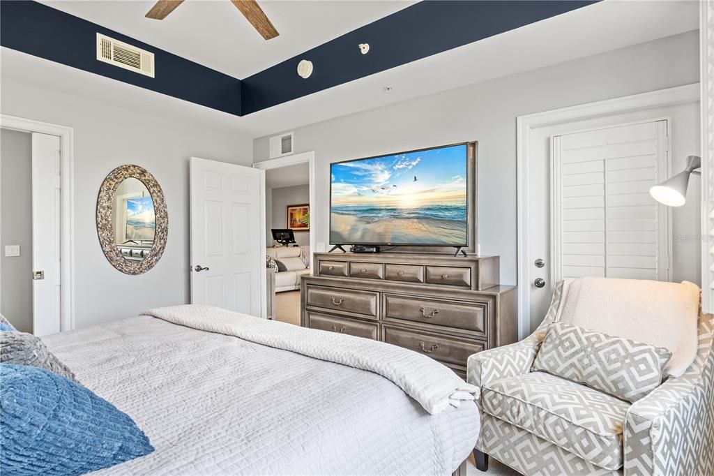 For Sale: $269,900 (2 beds, 2 baths, 1248 Square Feet)