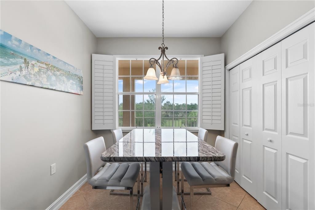 For Sale: $269,900 (2 beds, 2 baths, 1248 Square Feet)