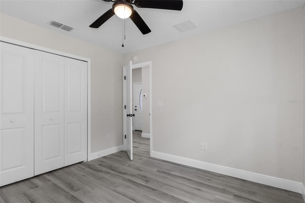 For Rent: $2,400 (4 beds, 2 baths, 1662 Square Feet)