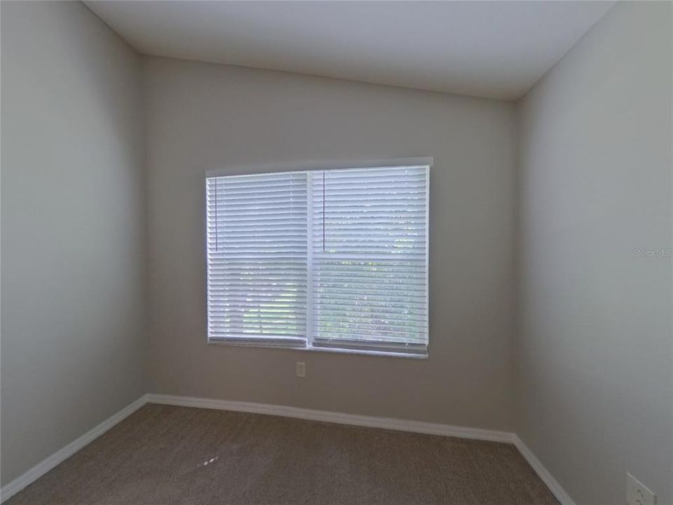 Под контрактом: $2,359 (3 спален, 2 ванн, 1916 Квадратных фут)