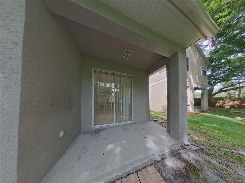 Под контрактом: $2,359 (3 спален, 2 ванн, 1916 Квадратных фут)