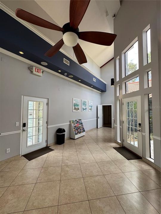 For Rent: $3,200 (2 beds, 2 baths, 912 Square Feet)