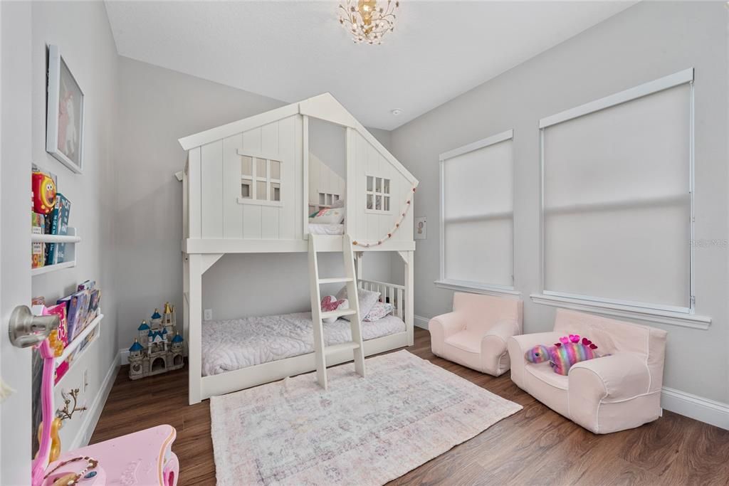 На продажу: $969,000 (4 спален, 3 ванн, 2486 Квадратных фут)