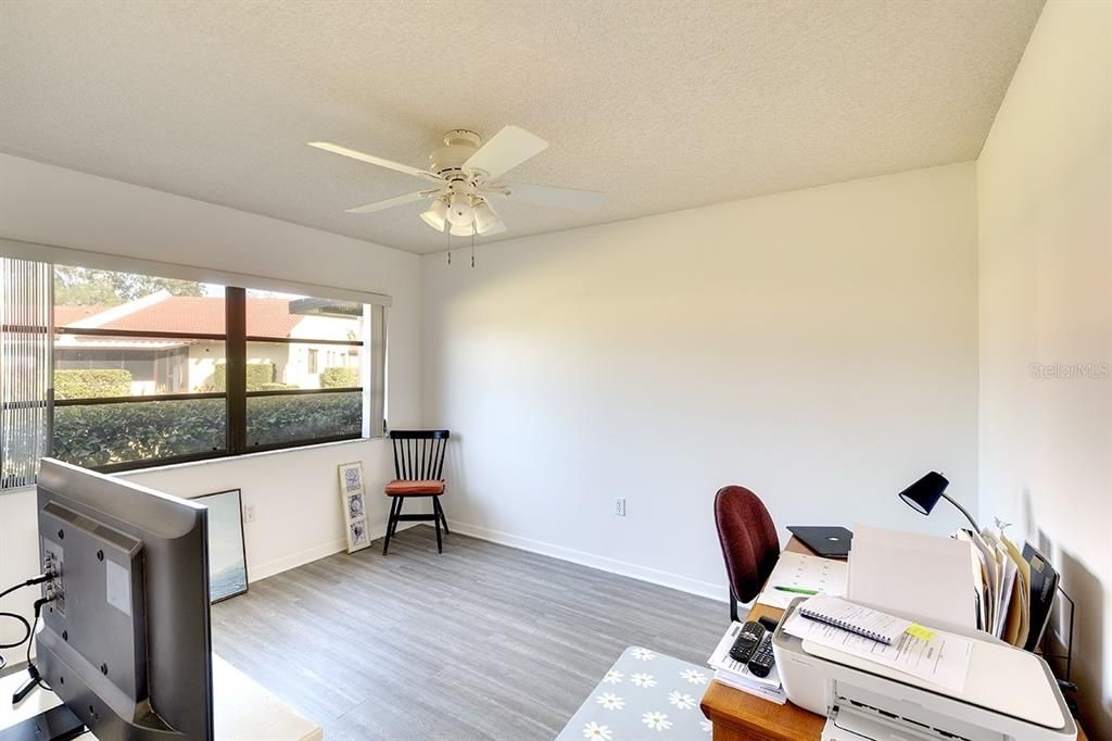 Под контрактом: $215,000 (2 спален, 2 ванн, 1269 Квадратных фут)