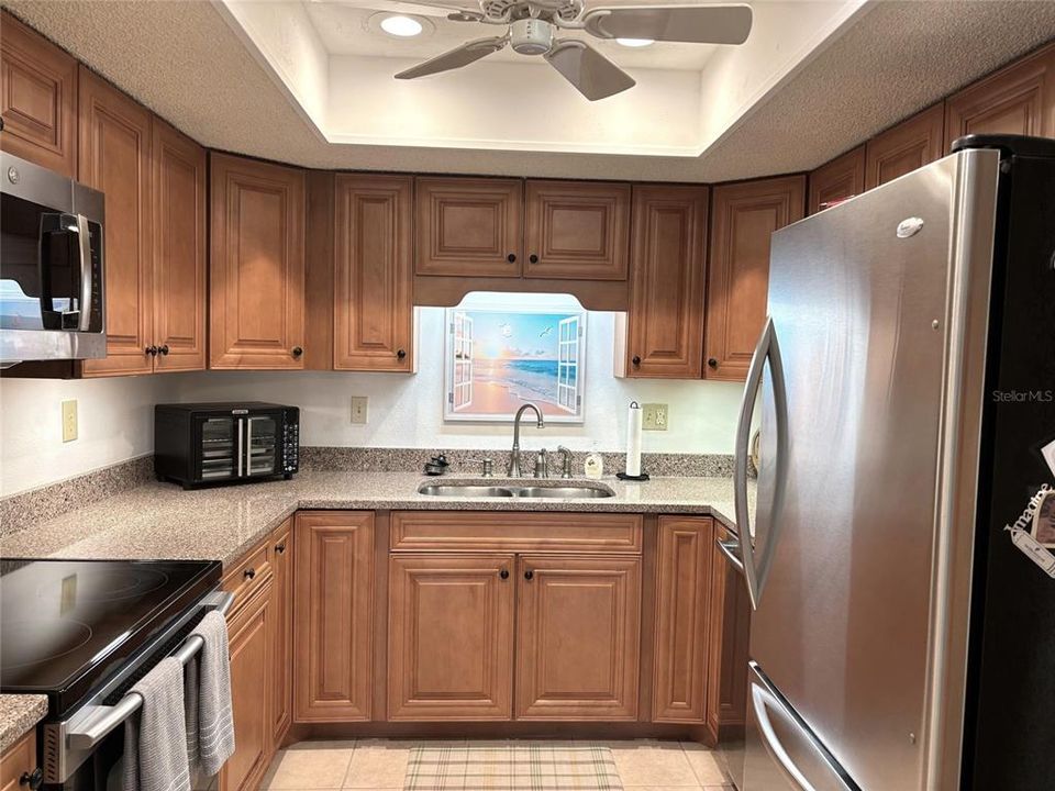 Под контрактом: $215,000 (2 спален, 2 ванн, 1269 Квадратных фут)