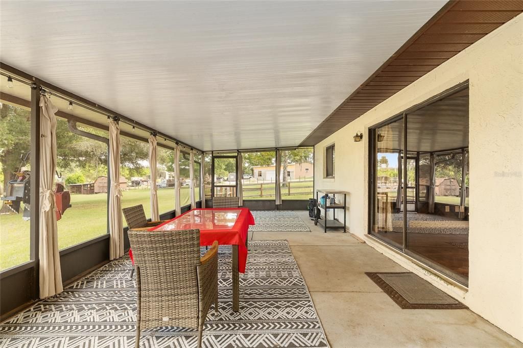 На продажу: $449,000 (3 спален, 2 ванн, 1890 Квадратных фут)