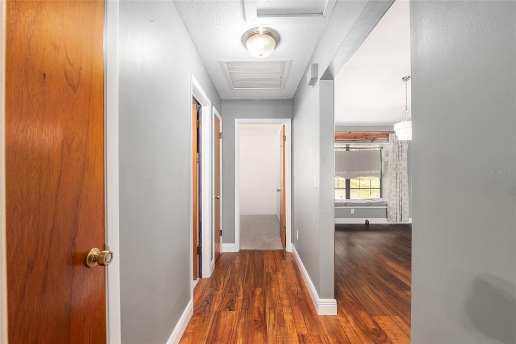 На продажу: $449,000 (3 спален, 2 ванн, 1890 Квадратных фут)