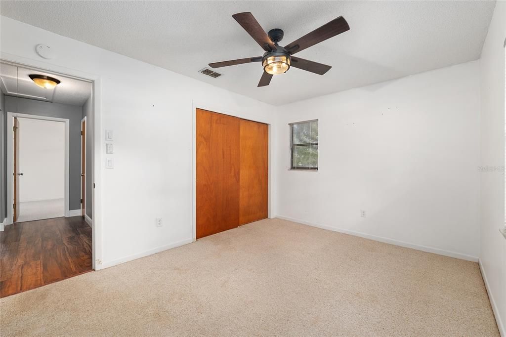 На продажу: $449,000 (3 спален, 2 ванн, 1890 Квадратных фут)