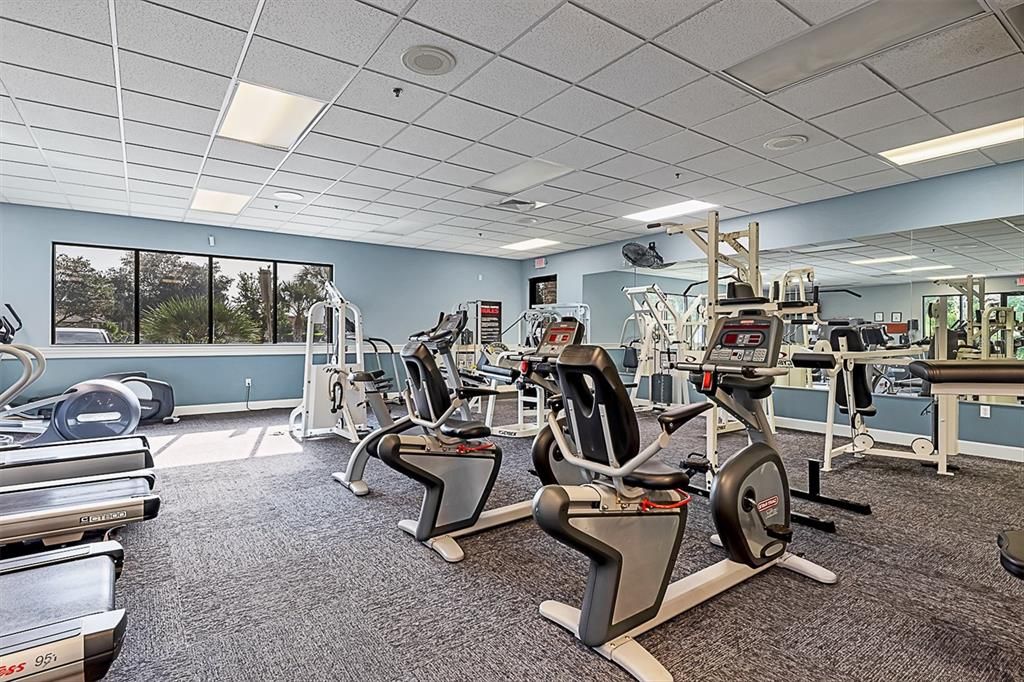 Active With Contract: $549,900 (3 beds, 2 baths, 1956 Square Feet)