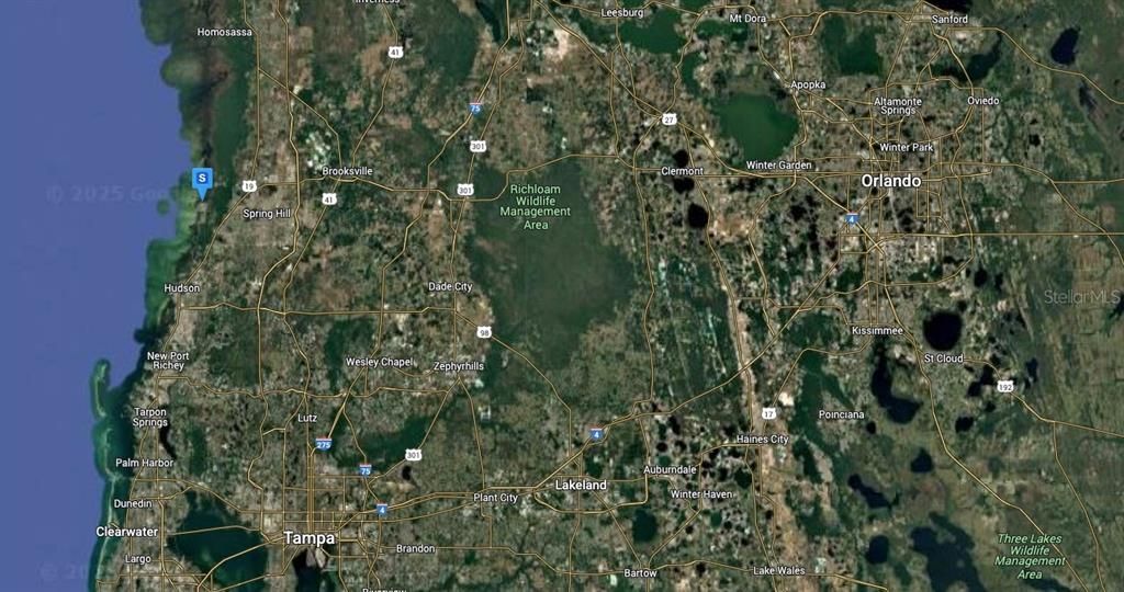 На продажу: $104,999 (0.13 acres)