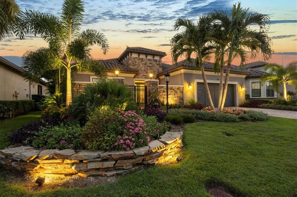 For Sale: $1,449,000 (3 beds, 3 baths, 3004 Square Feet)