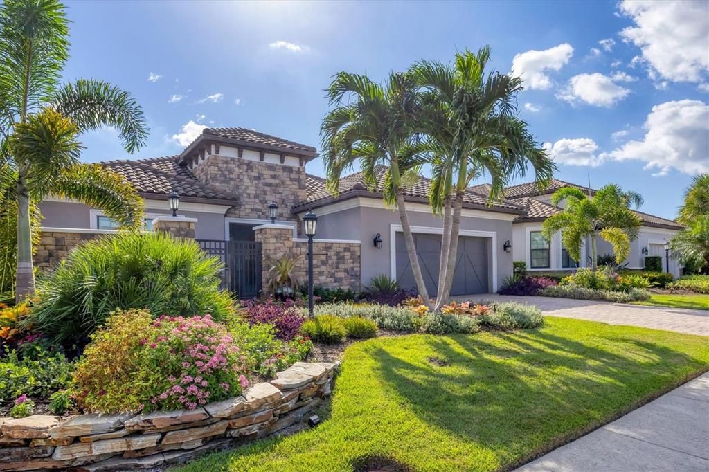 For Sale: $1,449,000 (3 beds, 3 baths, 3004 Square Feet)