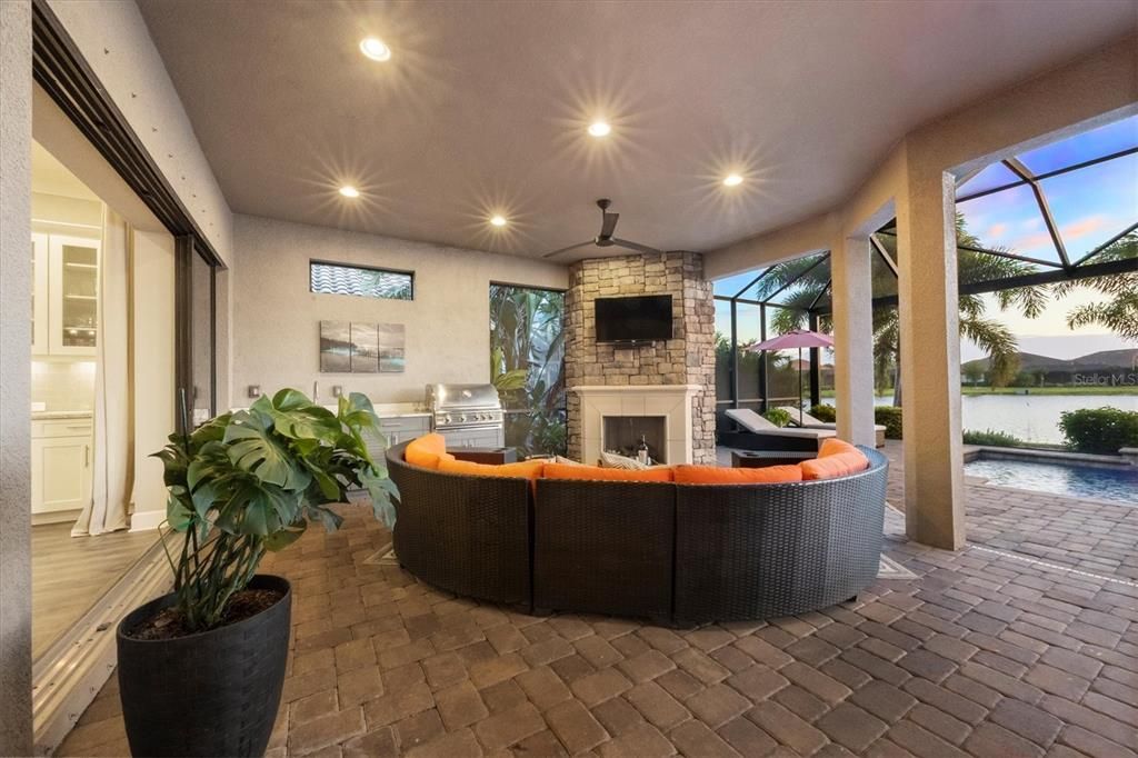 For Sale: $1,449,000 (3 beds, 3 baths, 3004 Square Feet)