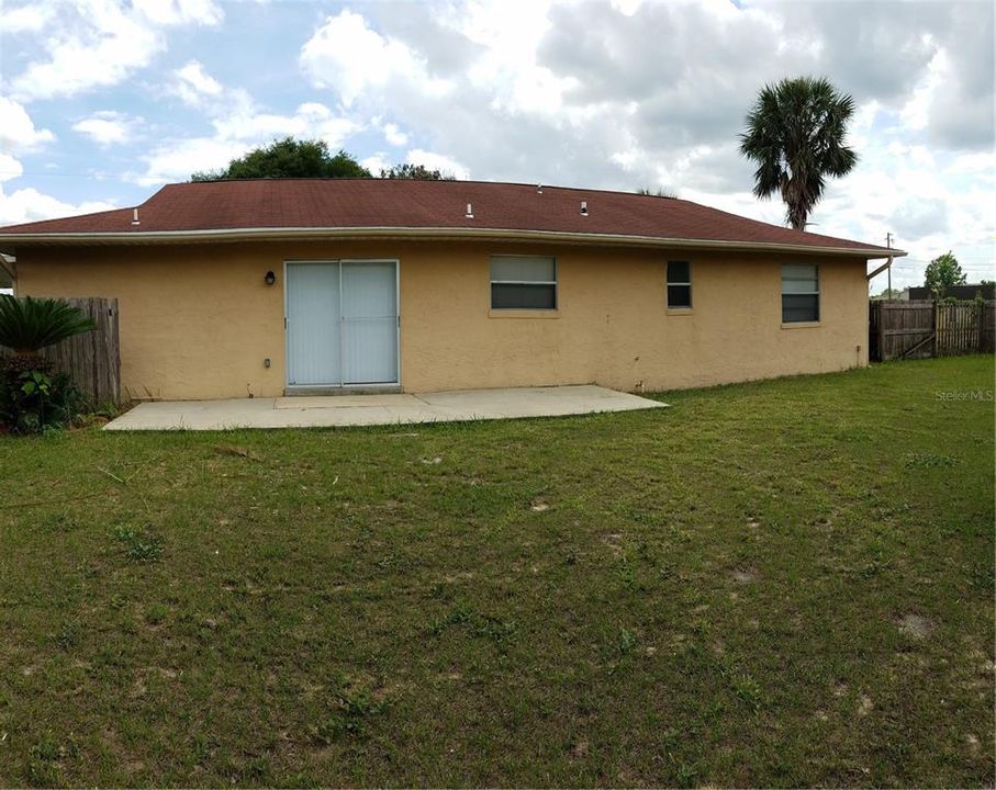 На продажу: $190,000 (3 спален, 2 ванн, 1246 Квадратных фут)