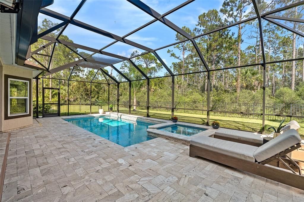 Activo con contrato: $715,000 (5 camas, 4 baños, 3213 Pies cuadrados)