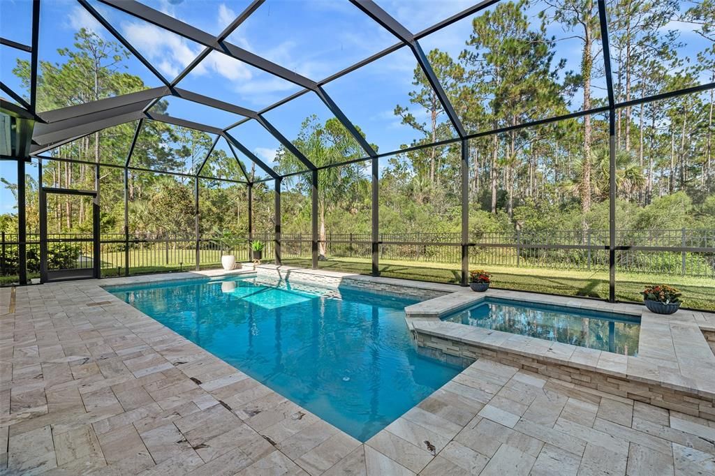 Activo con contrato: $715,000 (5 camas, 4 baños, 3213 Pies cuadrados)