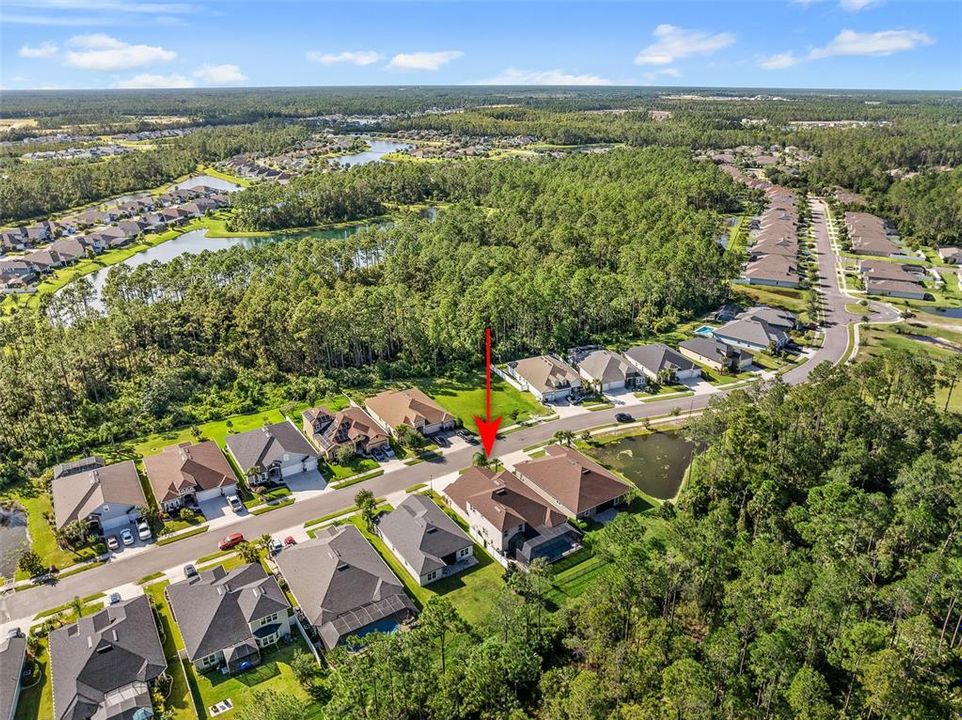 Activo con contrato: $715,000 (5 camas, 4 baños, 3213 Pies cuadrados)