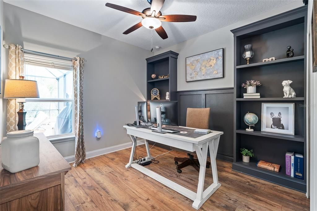 Activo con contrato: $715,000 (5 camas, 4 baños, 3213 Pies cuadrados)