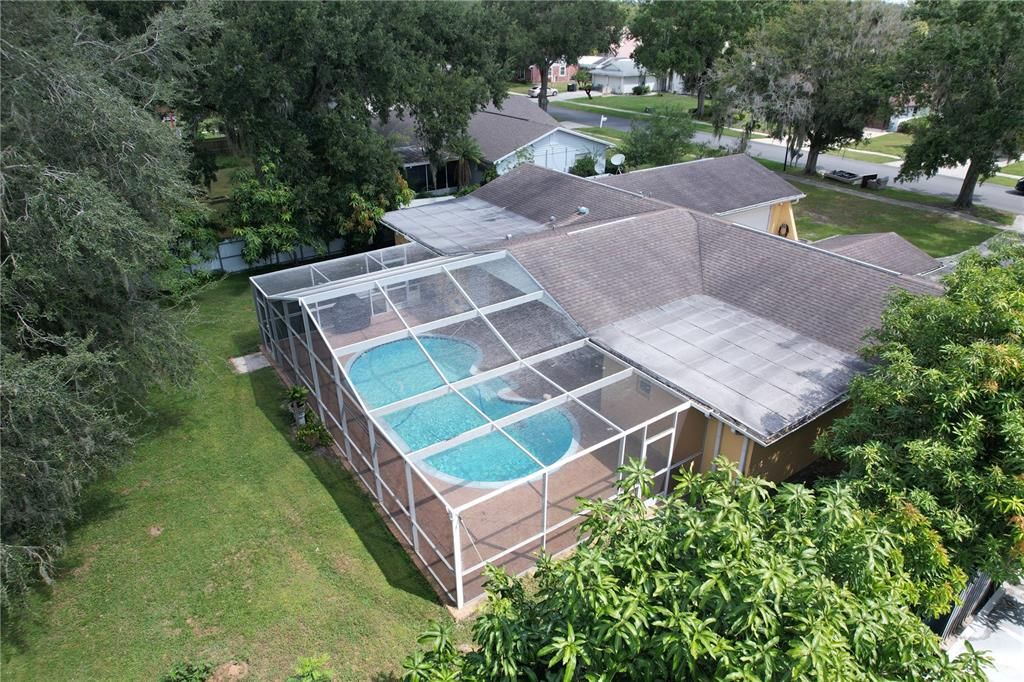 Под контрактом: $390,000 (3 спален, 4 ванн, 2003 Квадратных фут)