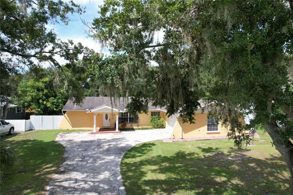 Под контрактом: $390,000 (3 спален, 4 ванн, 2003 Квадратных фут)