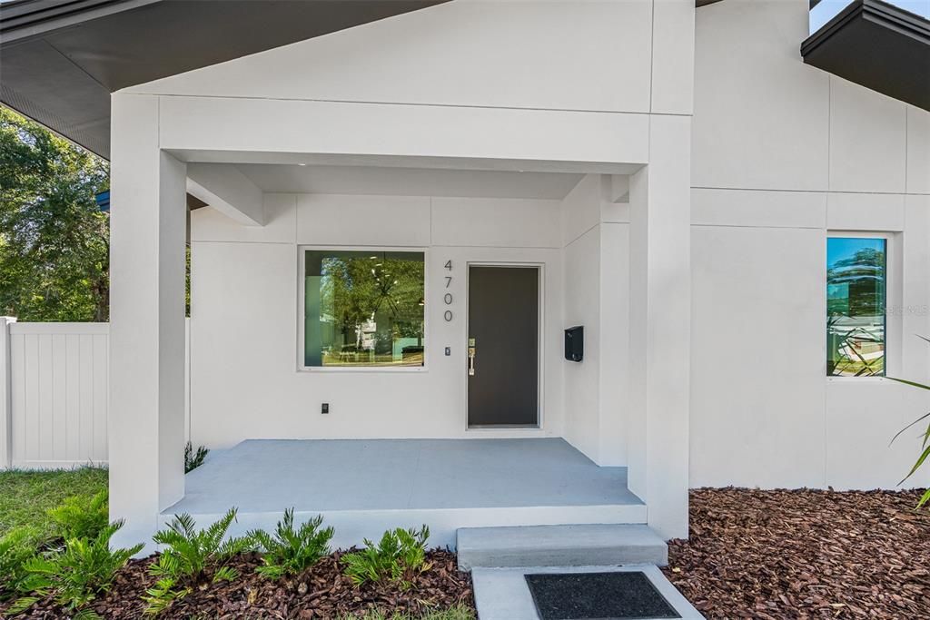 Active With Contract: $3,000 (3 beds, 2 baths, 1425 Square Feet)