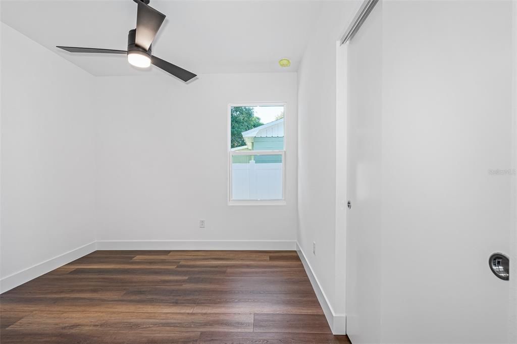 Active With Contract: $3,000 (3 beds, 2 baths, 1425 Square Feet)