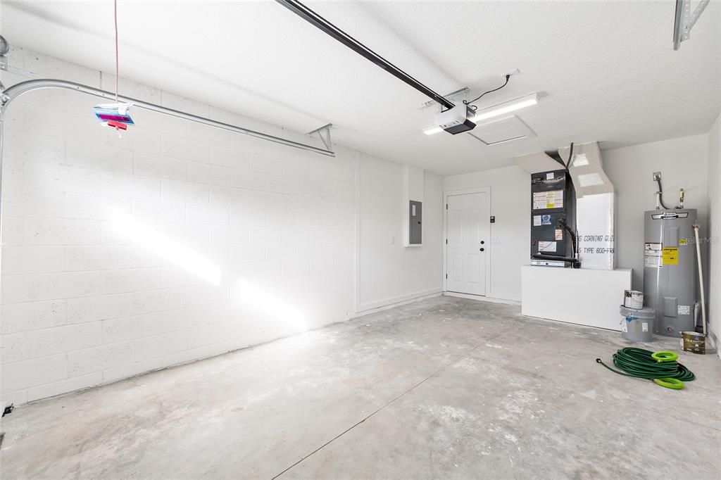 待售: $249,000 (3 贝兹, 2 浴室, 1326 平方英尺)