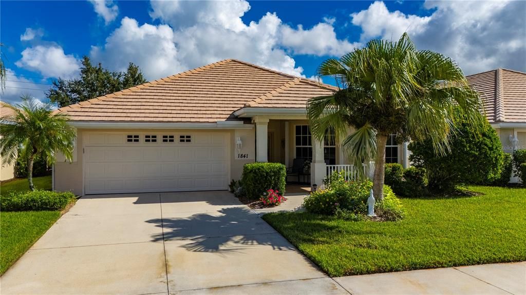 Active With Contract: $325,000 (3 beds, 2 baths, 1671 Square Feet)