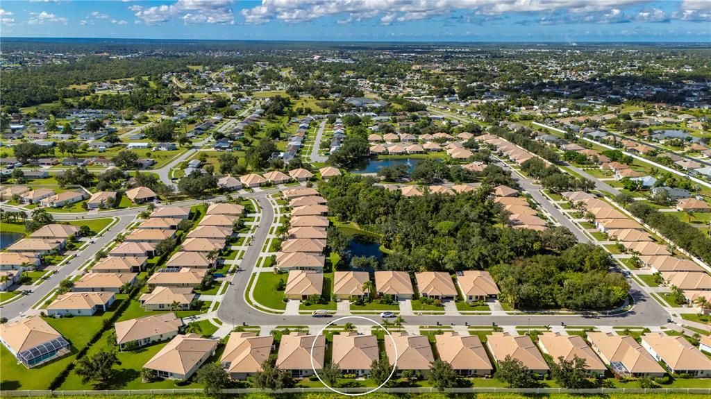 Active With Contract: $325,000 (3 beds, 2 baths, 1671 Square Feet)