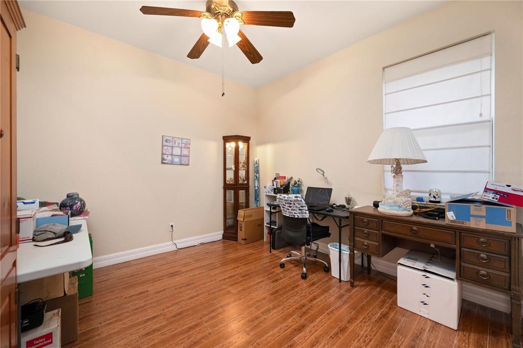 Active With Contract: $325,000 (3 beds, 2 baths, 1671 Square Feet)