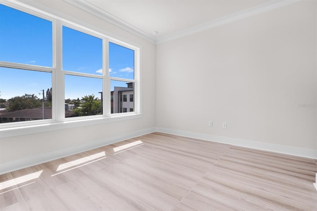 For Sale: $840,000 (4 beds, 2 baths, 2477 Square Feet)