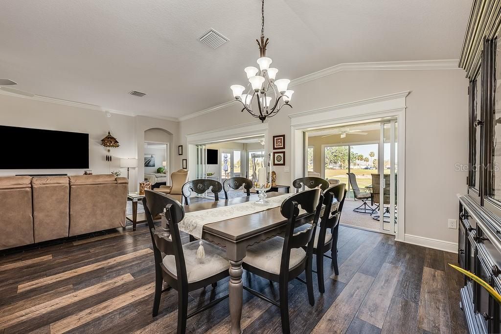 Active With Contract: $925,000 (3 beds, 2 baths, 1932 Square Feet)