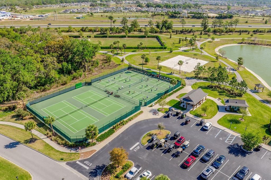 Active With Contract: $925,000 (3 beds, 2 baths, 1932 Square Feet)