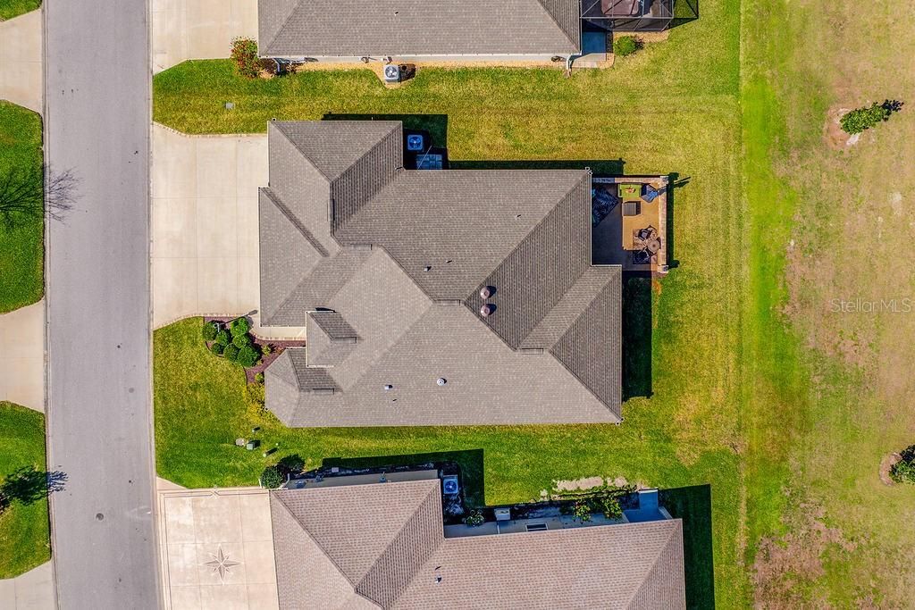 Active With Contract: $925,000 (3 beds, 2 baths, 1932 Square Feet)