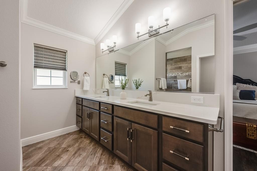 Active With Contract: $925,000 (3 beds, 2 baths, 1932 Square Feet)