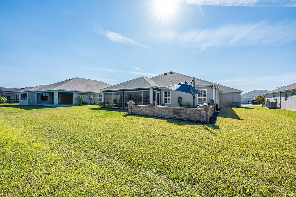 Active With Contract: $925,000 (3 beds, 2 baths, 1932 Square Feet)