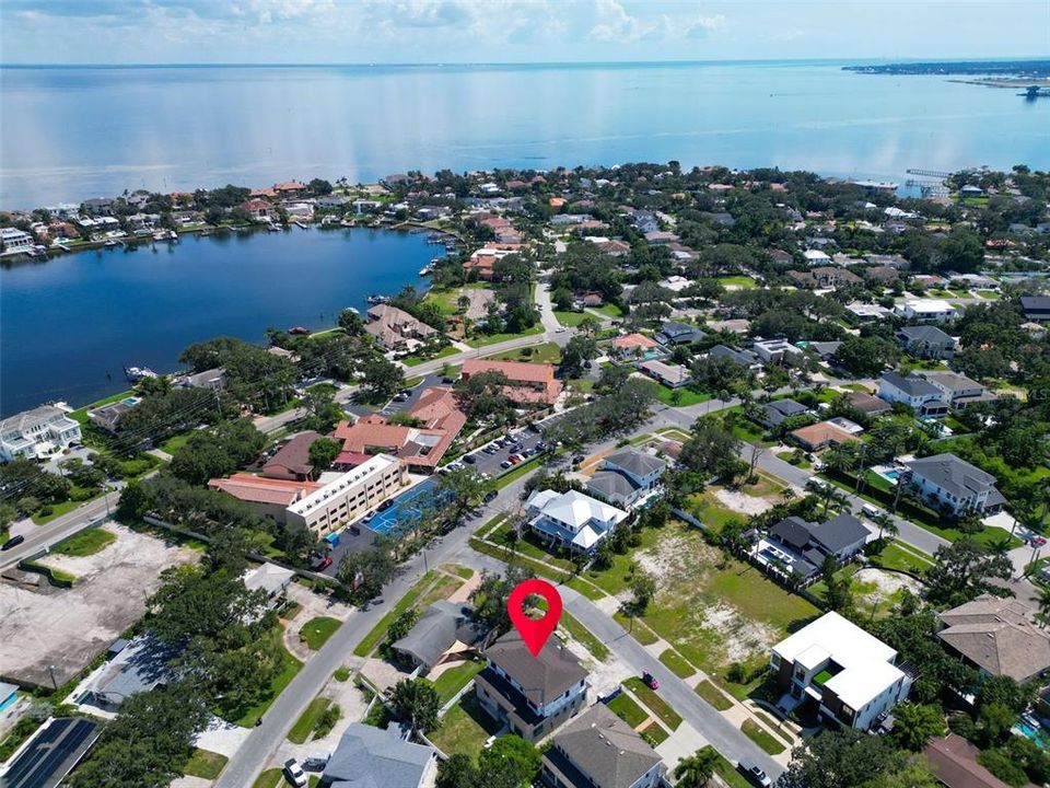 For Sale: $3,300,000 (6 beds, 6 baths, 4912 Square Feet)