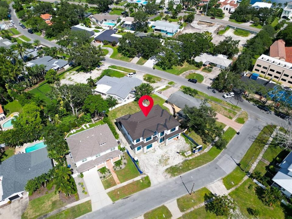 For Sale: $3,300,000 (6 beds, 6 baths, 4912 Square Feet)