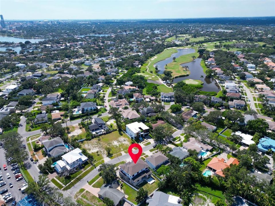 For Sale: $3,300,000 (6 beds, 6 baths, 4912 Square Feet)