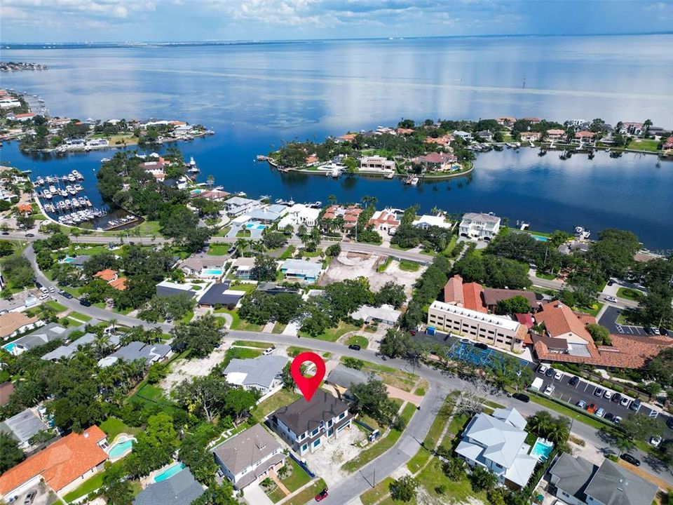 For Sale: $3,300,000 (6 beds, 6 baths, 4912 Square Feet)