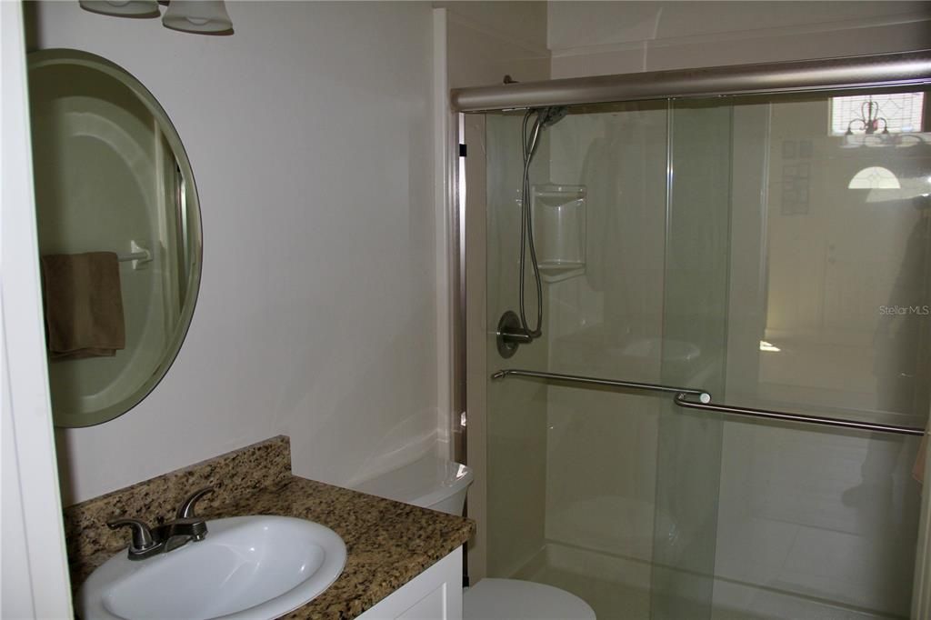 На продажу: $299,900 (2 спален, 2 ванн, 1634 Квадратных фут)