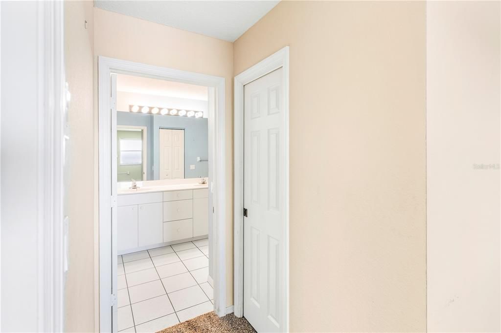 Active With Contract: $450,000 (3 beds, 2 baths, 1988 Square Feet)