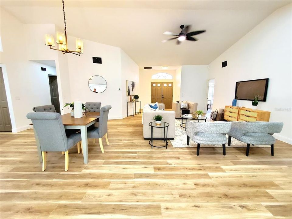 На продажу: $449,900 (3 спален, 2 ванн, 1864 Квадратных фут)