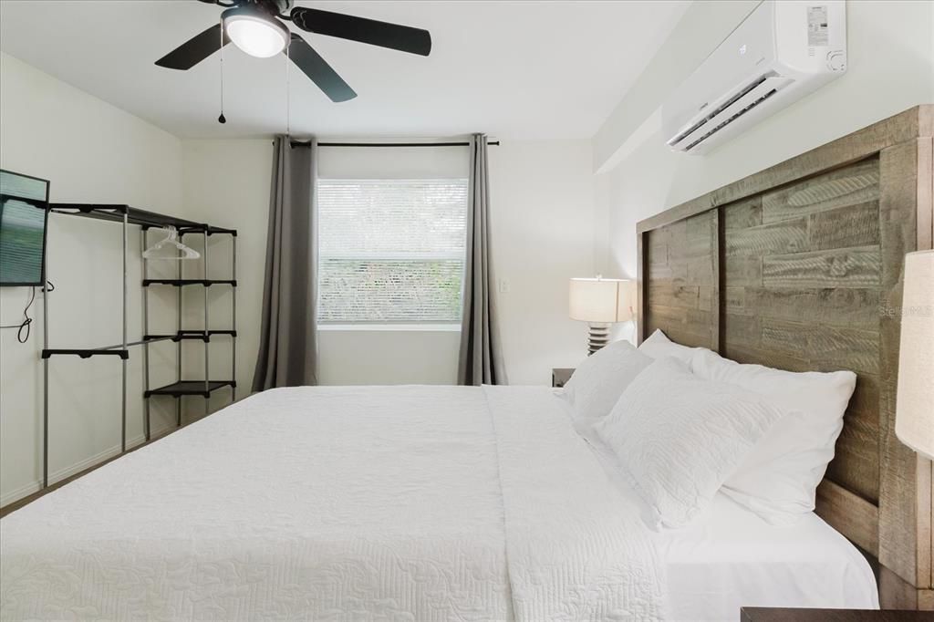 For Sale: $874,000 (6 beds, 3 baths, 2243 Square Feet)