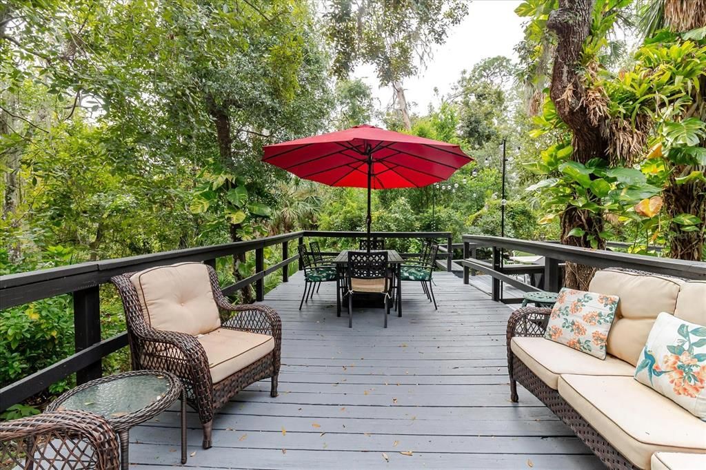 For Sale: $874,000 (6 beds, 3 baths, 2243 Square Feet)