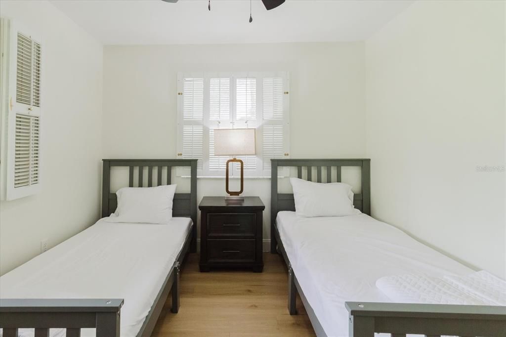 For Sale: $874,000 (6 beds, 3 baths, 2243 Square Feet)