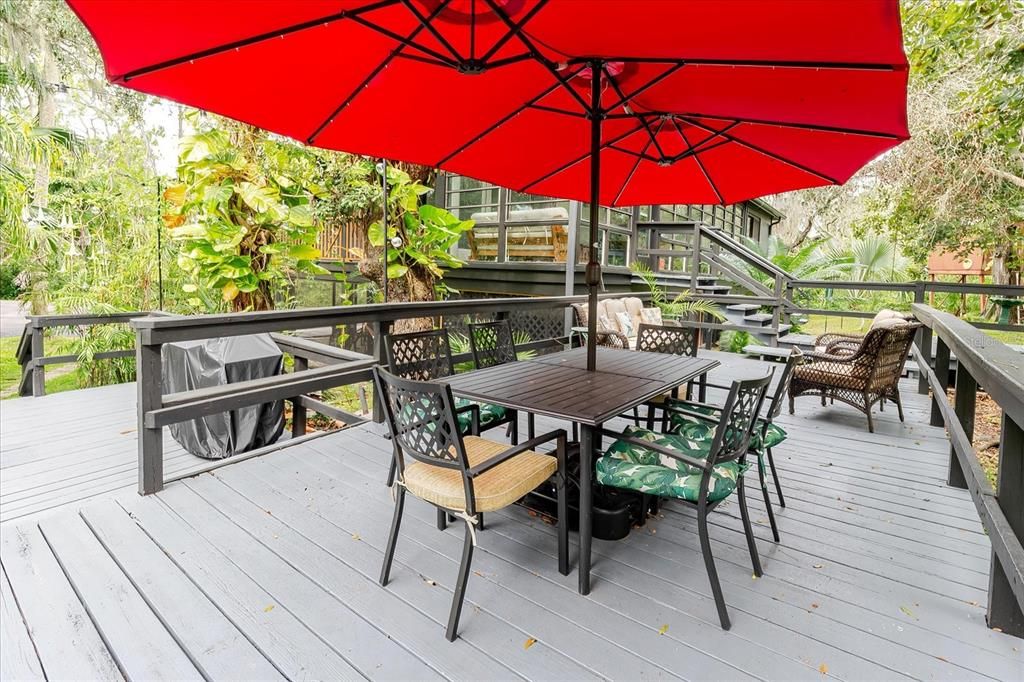 For Sale: $874,000 (6 beds, 3 baths, 2243 Square Feet)