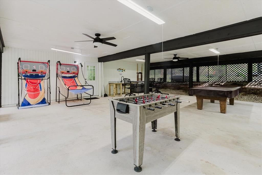 For Sale: $874,000 (6 beds, 3 baths, 2243 Square Feet)