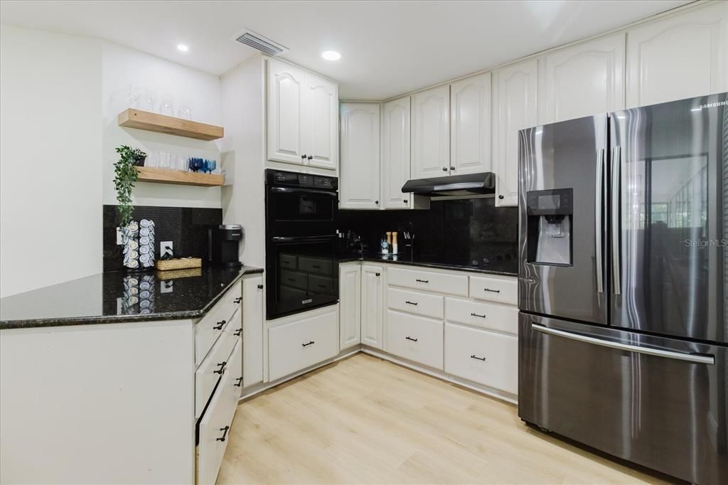 For Sale: $874,000 (6 beds, 3 baths, 2243 Square Feet)