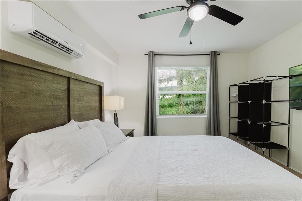 For Sale: $874,000 (6 beds, 3 baths, 2243 Square Feet)